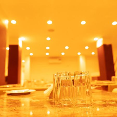 The Flamboyant Natraj Hotel Bharuch Kültér fotó